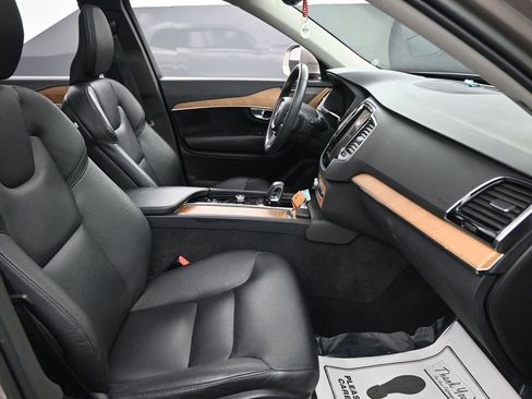 Used 2023 Volvo XC90 B6 Plus AWD/4WD image 38