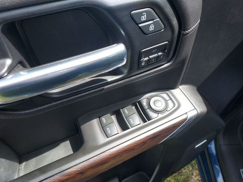 Used 2021 GMC Sierra 1500 SLT image 19