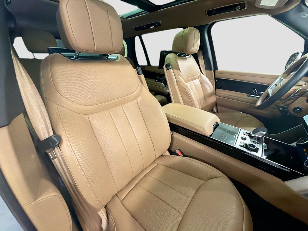 Used 2023 Land Rover Range Rover Long Wheelbase Autobiography AWD/4WD image 32