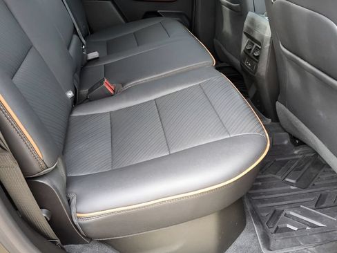 Used 2023 GMC Canyon AT4 w/ AT4 Premium Package AWD/4WD image 36