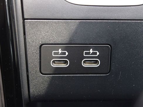 New 2026 BMW X1 xDrive28i w/ Technology Package AWD/4WD image 18