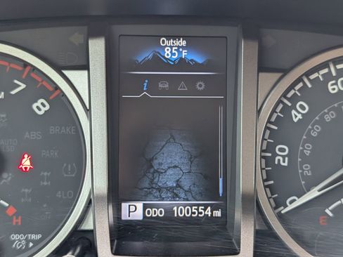 Used 2023 Toyota Tacoma SR5 RWD image 6