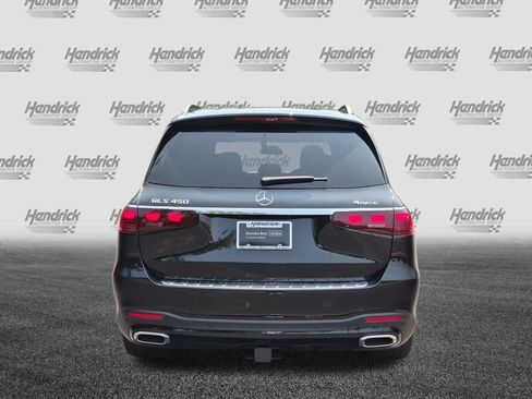 Used 2026 Mercedes-Benz GLS 450 4MATIC image 9