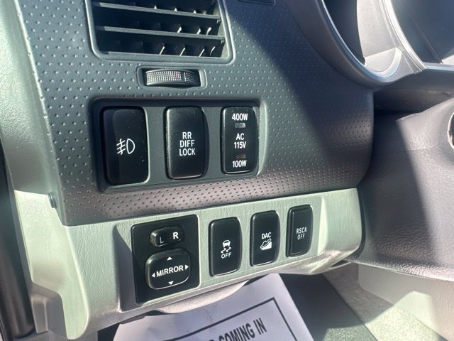 Used 2010 Toyota Tacoma 4x4 Double Cab w/ TRD Off-Road Pkg image 18
