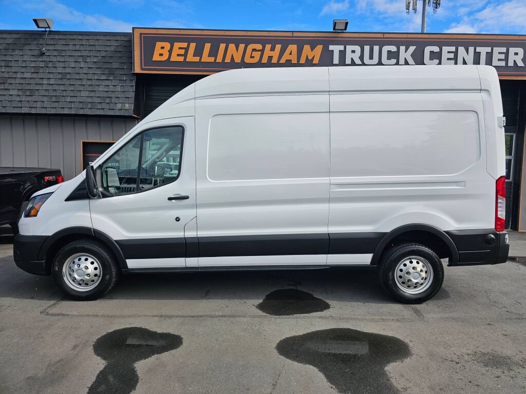 Used 2025 Ford Transit 250 148 High Roof AWD image 2