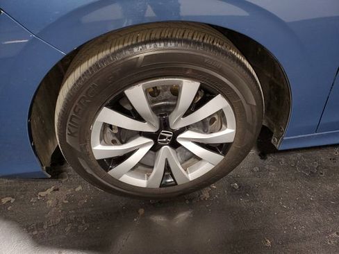 Used 2025 Honda Civic LX image 7