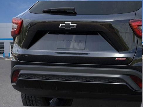 New 2026 Chevrolet Trax RS w/ Sunroof Package image 15