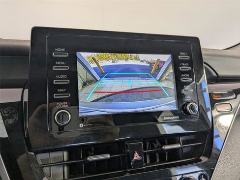 Certified 2022 Toyota Camry SE image 15