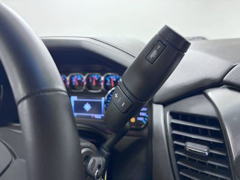 Used 2018 Chevrolet Tahoe LT AWD/4WD image 21