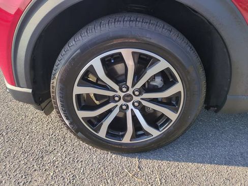 Used 2025 Ford Explorer ST-Line AWD/4WD image 10