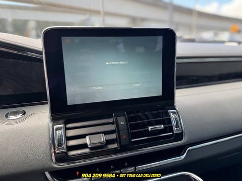 Used 2018 Lincoln Navigator L Select w/ Technology Package RWD image 13