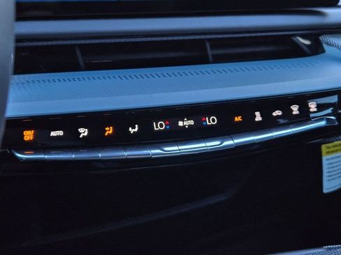 New 2025 Cadillac Optiq Sport 1 image 21