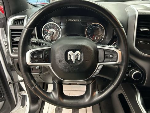 Used 2022 RAM 1500 Big Horn AWD/4WD image 9