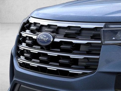 New 2026 Ford Explorer Active w/ Active Comfort Package RWD image 17