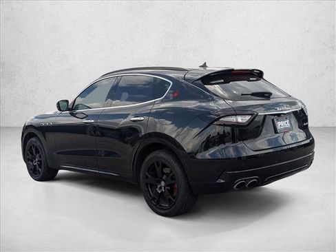 Used 2017 Maserati Levante w/ Sport Package image 8