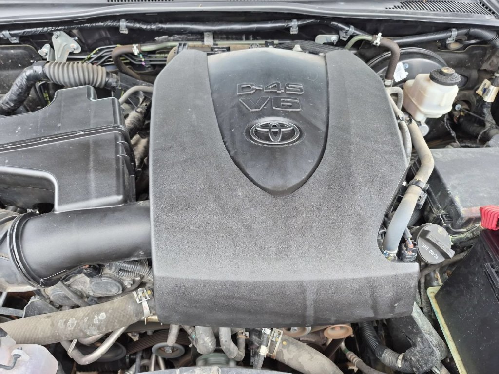 Used 2020 Toyota Tacoma SR AWD/4WD image 29