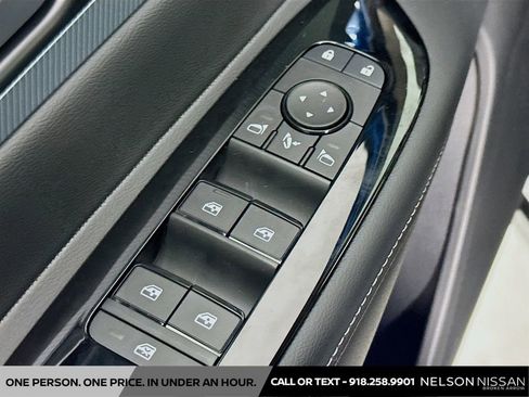 New 2026 Nissan Murano Platinum image 18