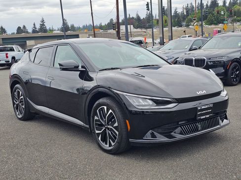 Certified 2023 Kia EV6 Wind AWD/4WD image 3