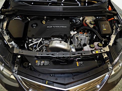 Used 2018 Chevrolet Volt LT w/ Comfort Package image 22