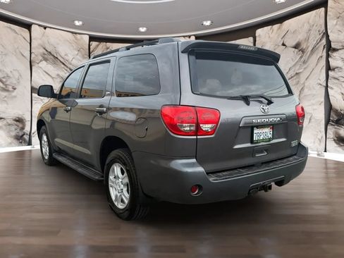 Used 2013 Toyota Sequoia SR5 RWD image 8