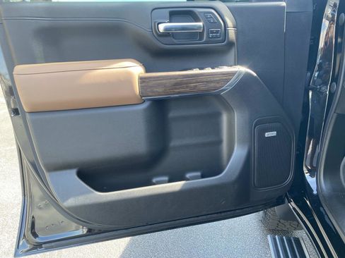 Used 2022 Chevrolet Silverado 2500 High Country w/ LPO, Hitch Package image 21