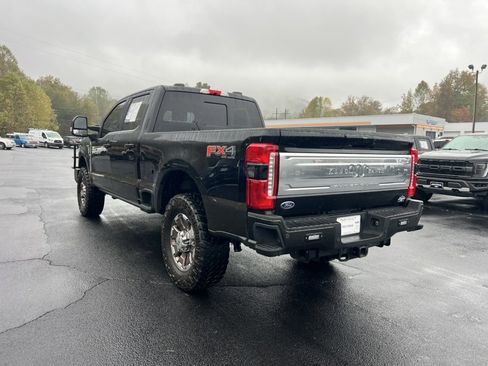 Used 2025 Ford F350 King Ranch image 8