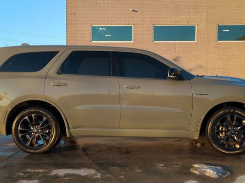 Used 2022 Dodge Durango R/T w/ Blacktop Package image 9