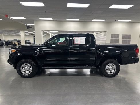 Certified 2019 Toyota Tacoma SR w/ SR Convenience Package image 4