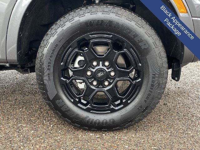 Used 2026 Ford Ranger Lariat w/ FX4 Off-Road Package AWD/4WD image 11