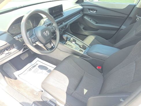 Used 2024 Honda Accord EX image 10