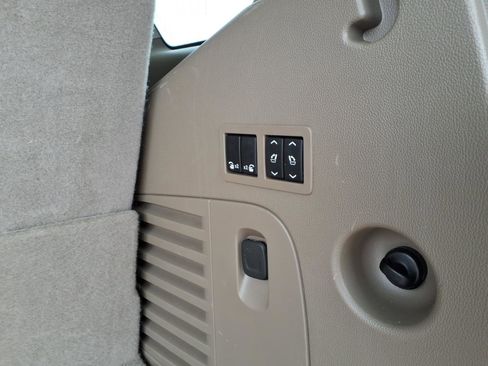 Used 2020 Chevrolet Tahoe LT w/ Luxury Package image 5