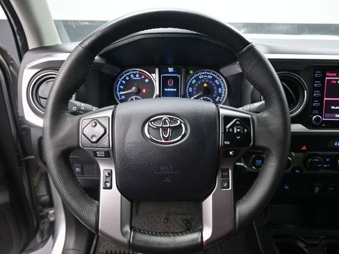 Used 2023 Toyota Tacoma SR5 w/ Technology Package image 6