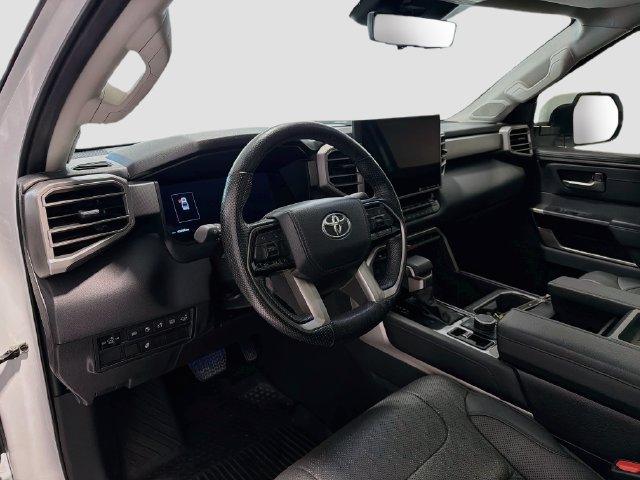 Used 2024 Toyota Tundra Limited AWD/4WD image 7