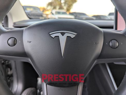 Used 2018 Tesla Model 3 Long Range AWD/4WD image 15