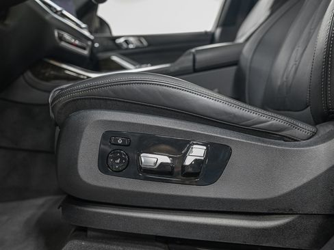 Used 2023 BMW X7 xDrive40i w/ Executive Package image 14