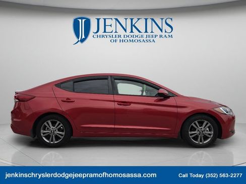 Used 2018 Hyundai Elantra Value Edition FWD image 2