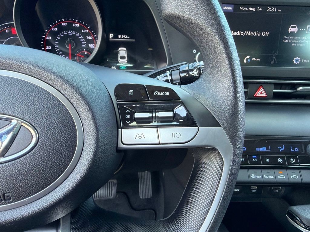 Certified 2023 Hyundai Elantra SEL w/ Preferred Accessory Package FWD image 22