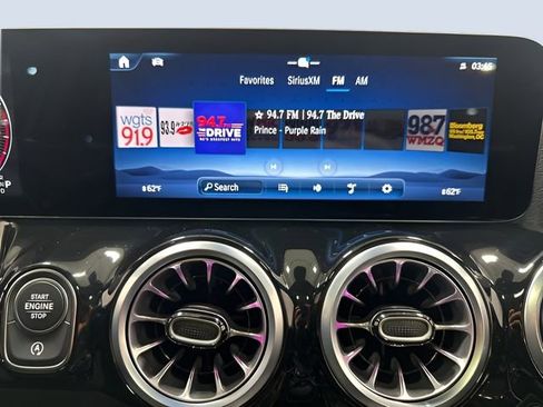 Used 2025 Mercedes-Benz GLA 250 4MATIC image 23