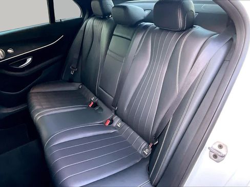 Used 2022 Mercedes-Benz E 450 4MATIC Sedan image 20