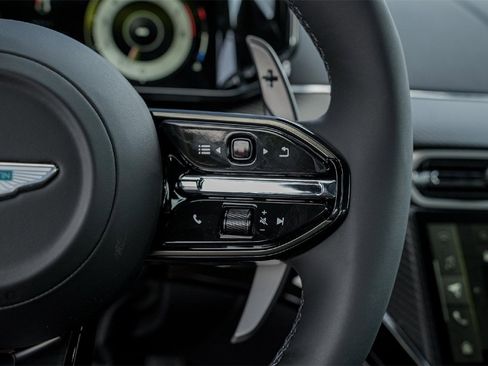 New 2026 Aston Martin V8 Vantage Coupe image 24