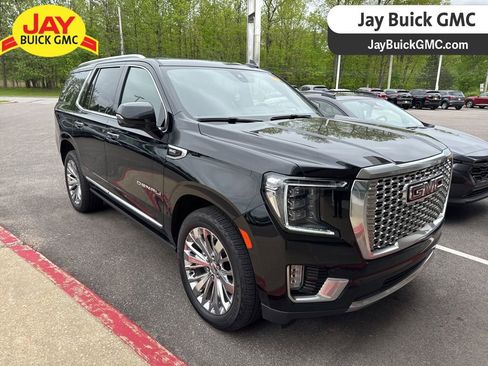 Used 2021 GMC Yukon Denali w/ Denali Premium Package AWD/4WD image 1