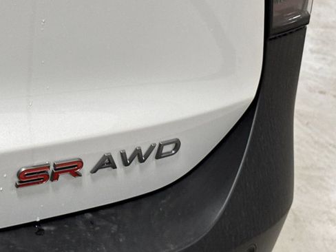 New 2025 Nissan Kicks SR w/ Illumination Package image 11