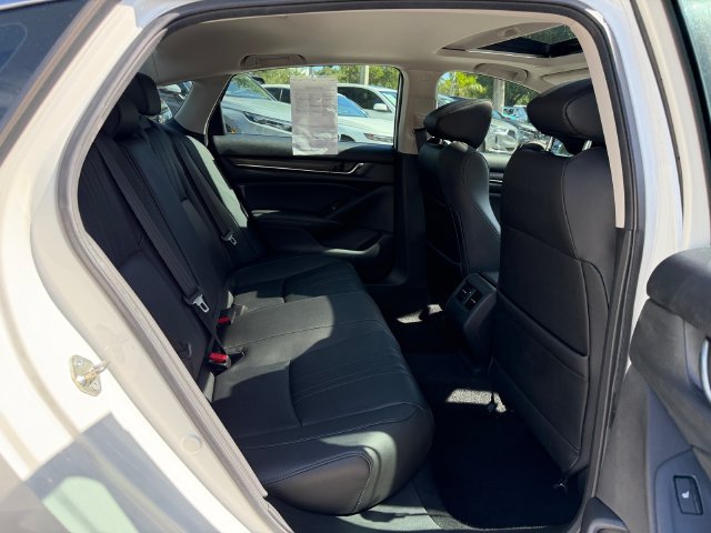 Used 2020 Honda Accord Touring image 18
