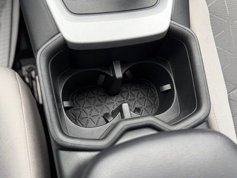 Used 2023 Toyota RAV4 XLE image 22