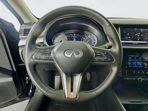 Used 2021 INFINITI QX50 Essential image 11