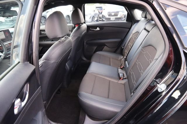 Used 2023 Kia Forte GT-Line w/ GT-Line Technology Package FWD image 9