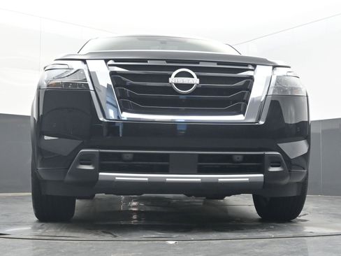 Used 2025 Nissan Pathfinder SL w/ SL Premium Package image 21