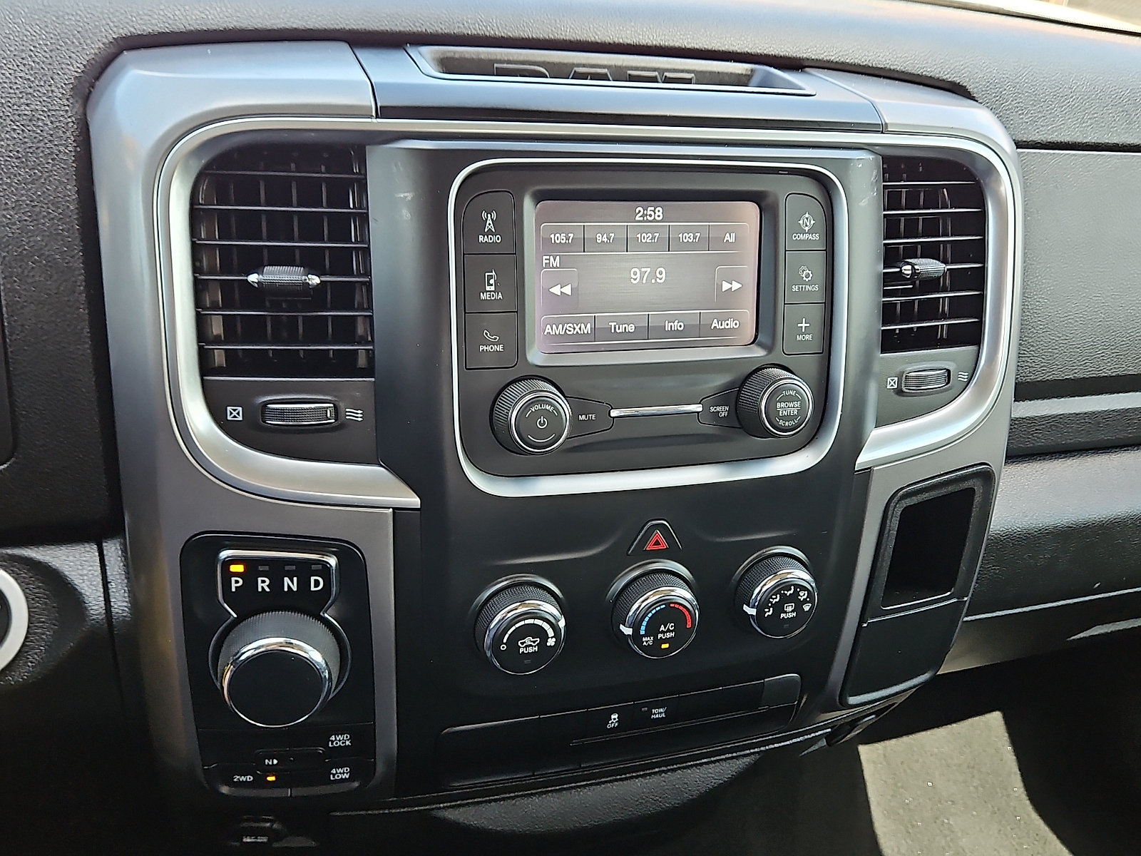 Used 2024 RAM 1500 Classic SLT AWD/4WD image 13