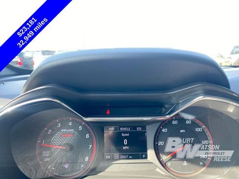 Used 2023 Chevrolet TrailBlazer RS w/ Sun and Liftgate Package AWD/4WD image 23