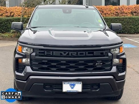 Used 2023 Chevrolet Silverado 1500 Custom image 2